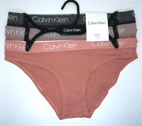 Calvin Klein; Paquete de 3 bikinis con logo Líbano