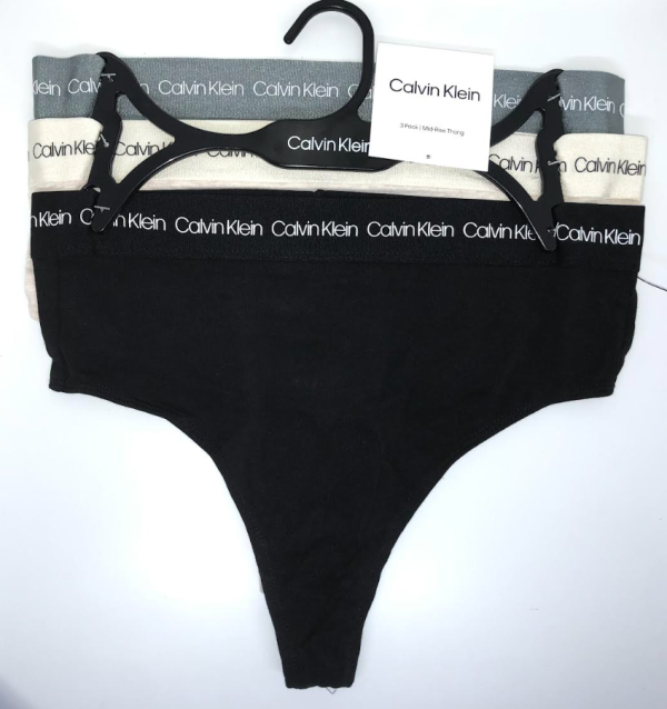Calvin Klein; Paquete de 3 hilos o tangas de talle medio